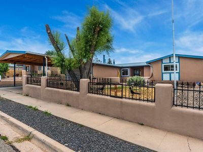 2404 Calle Loma Bonita