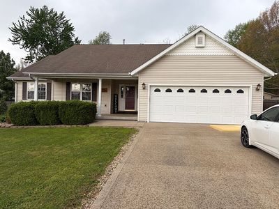 405 W Beacon Ct
