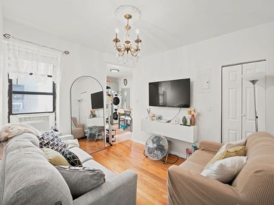 350 S 4th St APT 4F