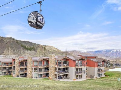 360 Wood Rd #209
