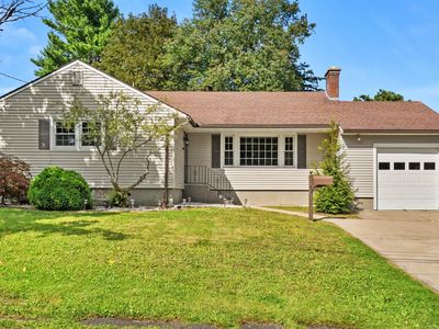 48 Donna Ave
