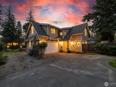 827 Northshore Drive