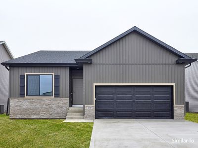 1203 NW Petersen Dr