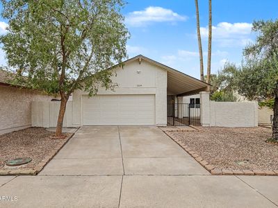 1539 W JAVELINA Avenue