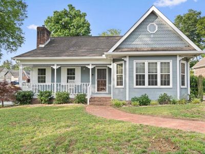 105 Barker Ln NW