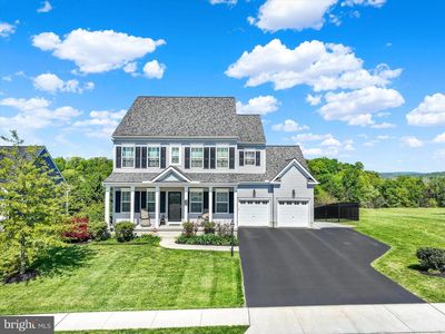100 Hollyhock Dr