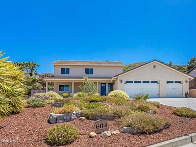 604 University Dr
