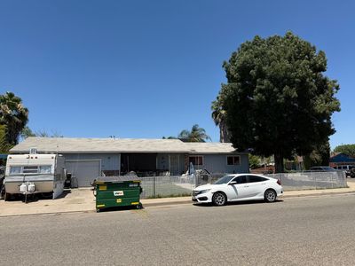 2442 Apache St