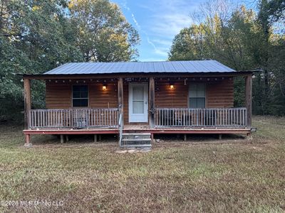 5582 White Apple Rd SW