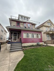60 Sterling Ave