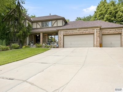 1017 N 129th Cir
