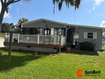 2241 Lakeside Dr