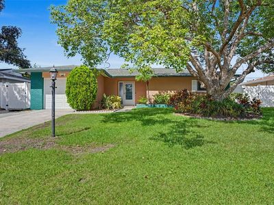 2061 Fair Oak Dr