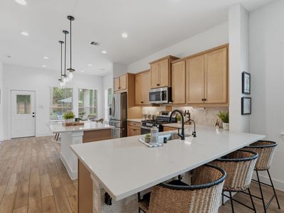 312 Mullins Ct