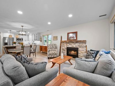 2670 Commerce Blvd APT 102