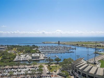 175 1st St S APT 2005