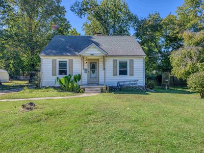 1913 Hicks Dr