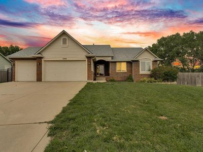 2206 E Myrtlewood Ct