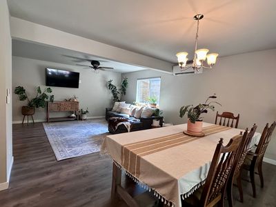 141 E Ellinor Peak Pl