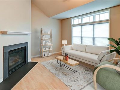 16 Corner Stone Way #10