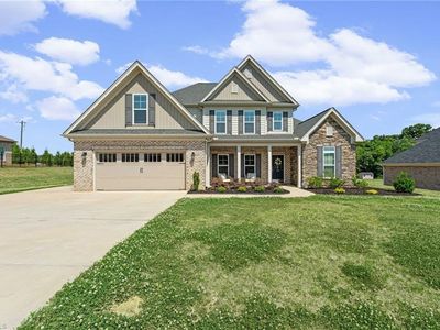 139 Rosewood Dr