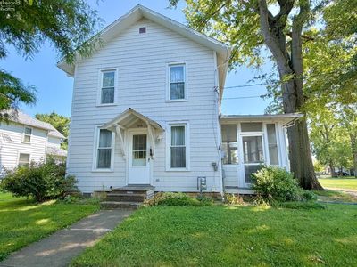 Property at 606 N Sandusky St, Bellevue, OH