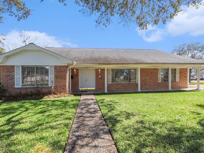 1219 S Beauregard St