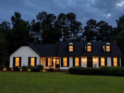 1183 Country Club Dr