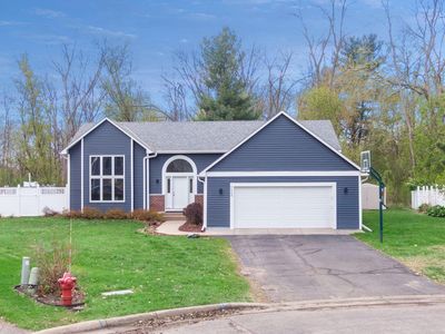 5323 Cedarwood Ct