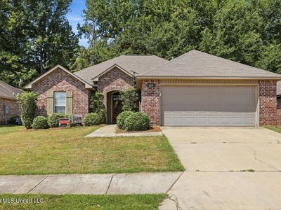 624 Lexington Dr