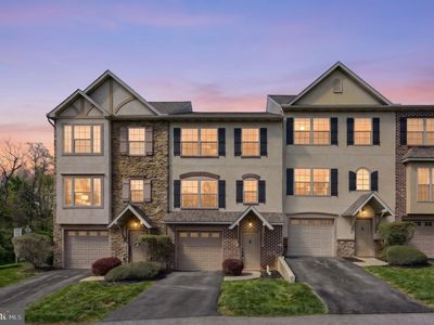 110 Valley Dr #110