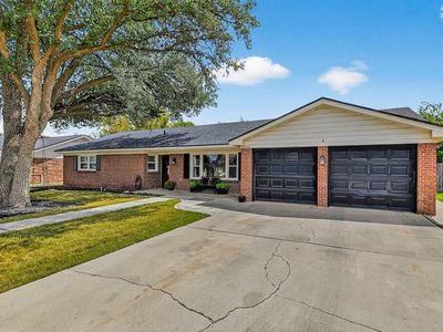 2305 W Shandon Ave