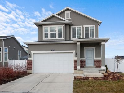 1327 E White Rock Rd