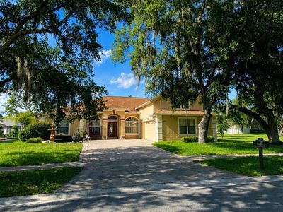 2901 Rambling Oaks Way