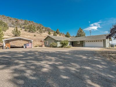 Property at 10001 Cram Gulch Rd, Yreka, CA