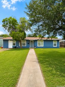 1015 E Randall