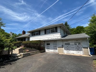 Property at 71 Walnut Ave, Somerset, NJ