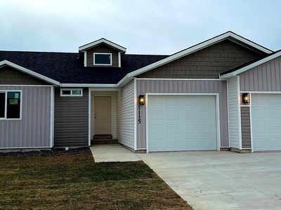 1115 Meadow Lake Loop