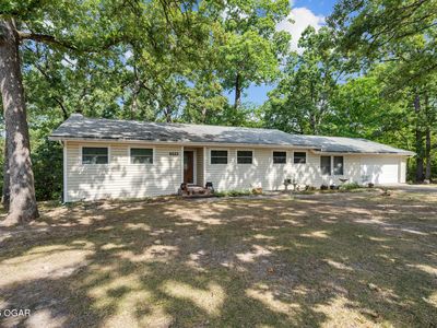 220 Lian Dr