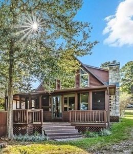 52 Hunters Creek Dr