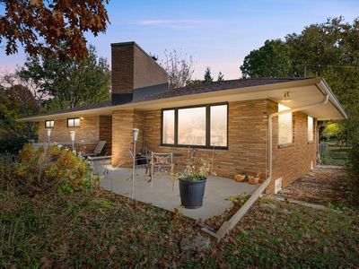 9839 Brookside DRIVE