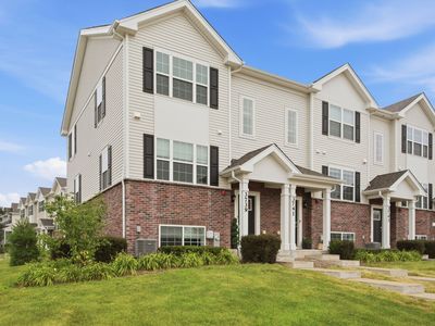 3739 Bissel Dr