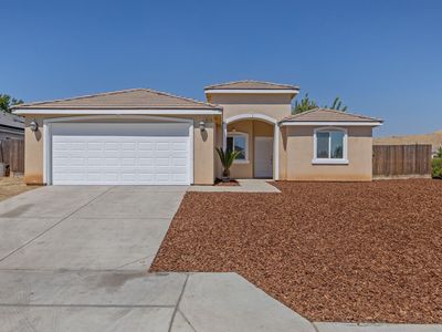 Property at 414 Summit Avenue, Woodlake, CA