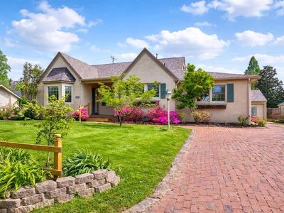 2118 York Dr