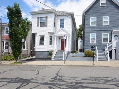82 Horace St Floor 2