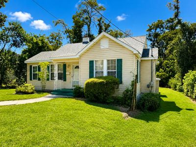 Property at 305 Pearl Ave N, Douglas, GA