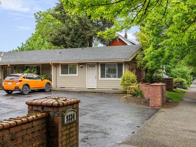 9334 N Lombard St APT 9
