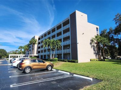 1075 Riverside Dr APT 404