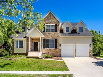2519 E Canada Dr