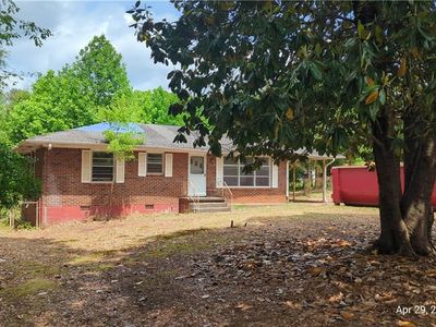 Property at 2014 Warren Dr, Austell, GA